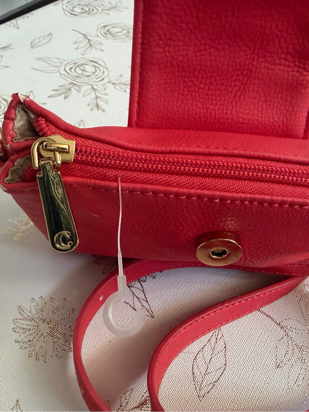 Charming Charlie Coral Pink Multi-Compartment Crossbody Bag - Picture 3 of 10